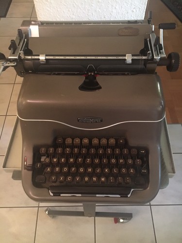 Triumpf schreibmaschine model - schreibmaschine,