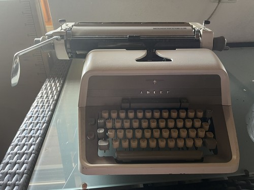 Schreibmaschine adler - schreibmaschine,