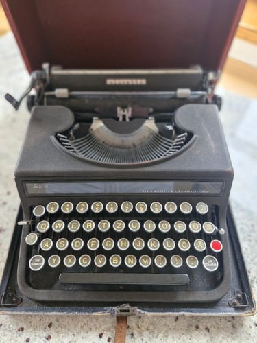 Olivetti studio antike - 42,